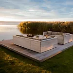 Peeneblick - Exklusives Traumhaus In Direktlage Am Wasser Mit Bootssteg Und Aussensauna * Rankwitz