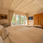 Peeneblick - Exklusives Traumhaus In Direktlage Am Wasser Mit Bootssteg Und Aussensauna *