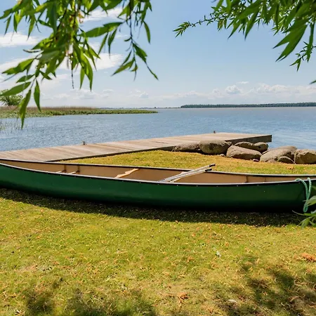 Peeneblick - Exklusives Traumhaus In Direktlage Am Wasser Mit Bootssteg Und Aussensauna * Rankwitz