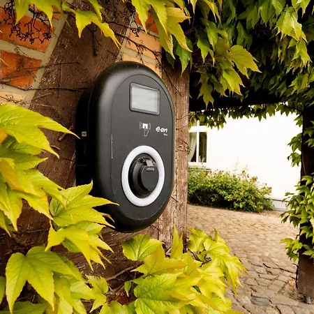Peeneblick - Exklusives Traumhaus In Direktlage Am Wasser Mit Bootssteg Und Aussensauna Dom wakacyjny *