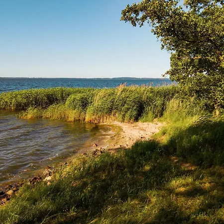 בית נופש Peeneblick - Exklusives Traumhaus In Direktlage Am Wasser Mit Bootssteg Und Aussensauna Rankwitz